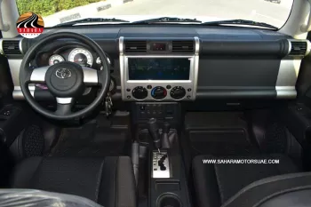 2022 TOYOTA FJ CRUISER V6 4.0L PETROL AT