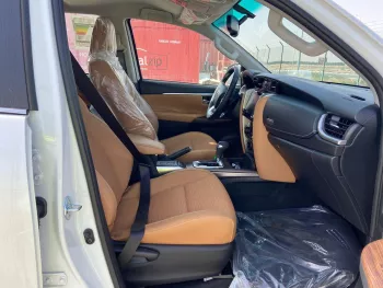 2024 Toyota Fortuner Adventure SR5 2.8L 4-Cyl Turbo Diesel A/T AWD 4x4 