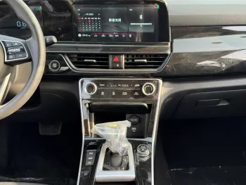 Kia Seltos LX 1.5L Petrol 2024 Model Year Full Option White Color Exterior