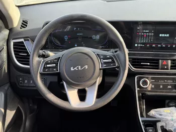Kia Seltos LX 1.5L Petrol 2024 Model Year Full Option White Color Exterior