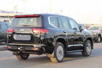 TOYOTA LAND CRUISER 300 2025 MODEL YEAR DIESEL VXR BLACK COLOR