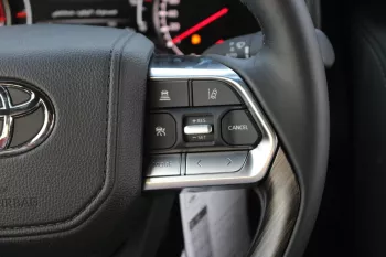 TOYOTA LAND CRUISER 300 2025 MODEL YEAR DIESEL VXR BLACK COLOR
