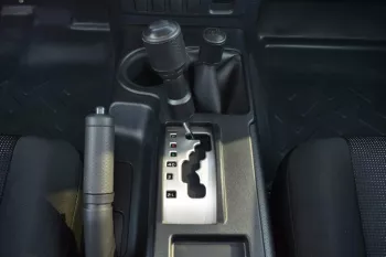 2022 TOYOTA FJ CRUISER V6 4.0L PETROL AT