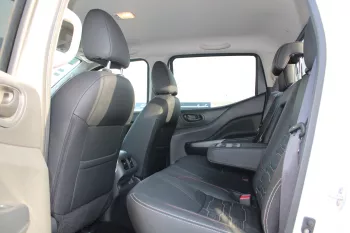 NISSAN NAVARA 2024 MODEL YEAR DIESEL DOUBLE CAB 4WD PRO 4X WHITE COLOR
