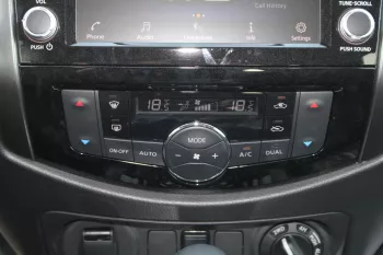 NISSAN NAVARA 2024 MODEL YEAR DIESEL DOUBLE CAB 4WD PRO 4X WHITE COLOR