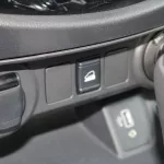 NISSAN NAVARA 2024 MODEL YEAR DIESEL DOUBLE CAB 4WD PRO 4X WHITE COLOR - Thumbnail 18