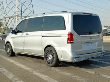 MERCEDES-BENZ VIANO V250 2.0L I4 TURBO SILVER 2017