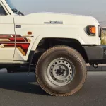 TOYOTA LAND CRUISER HARDTOP 71 2025 MODEL YEAR 3DOOR SUV WHITE COLOR - Thumbnail 7