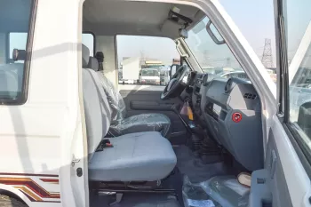 TOYOTA LAND CRUISER HARDTOP 71 2025 MODEL YEAR 3DOOR SUV WHITE COLOR