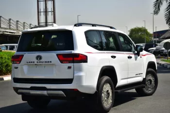 TOYOTA LAND CRUISER 300 GR SPORT 2025 MODEL YEAR 3.3L DIESEL WHITE COLOR