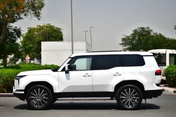 LEXUS GX550 LUXURY 2025 MODEL YEAR V6 3.4L PETROL WHITE COLOR EXTERIOR