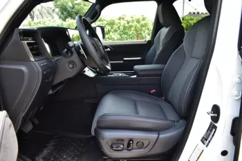 LEXUS GX550 LUXURY 2025 MODEL YEAR V6 3.4L PETROL WHITE COLOR EXTERIOR