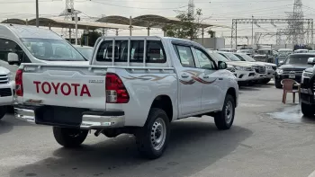TOYOTA HILUX DOUBLE CABIN 2.4L NARROW BODY DIESEL 2026 MODEL YEAR