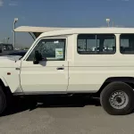 TOYOTA LAND CRUISER LC78 HARDTOP 4.0L 2026 MODEL YEAR WIHTE COLOR - Thumbnail 4