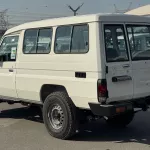 TOYOTA LAND CRUISER LC78 HARDTOP 4.0L 2026 MODEL YEAR WIHTE COLOR - Thumbnail 6