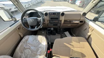 TOYOTA LAND CRUISER LC78 HARDTOP 4.0L 2026 MODEL YEAR WIHTE COLOR