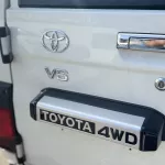 TOYOTA LAND CRUISER LC78 HARDTOP 4.0L 2026 MODEL YEAR WIHTE COLOR - Thumbnail 14