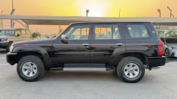 Nissan Patrol Safari Al Ostoura Edition 2024 Model Year 4.8L 7 Seater Black Color