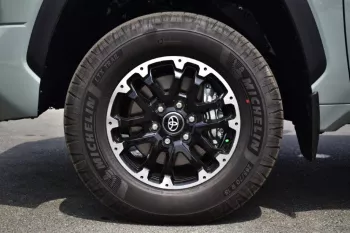 TOYOTA TUNDRA CREWMAX SR5 TRD OFF ROAD 2025 MODEL YEAR GREEN COLOR