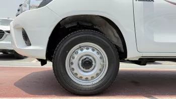 Toyota Hilux 2.4L Diesel AT 4x4 2025 Model Year White Color Exterior