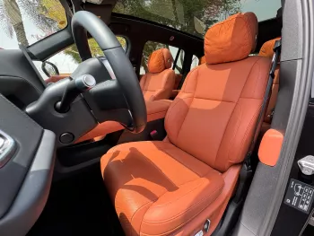 Lixiang L6 2024 Model Year 1.5-liter turbocharged Black Color Exterior
