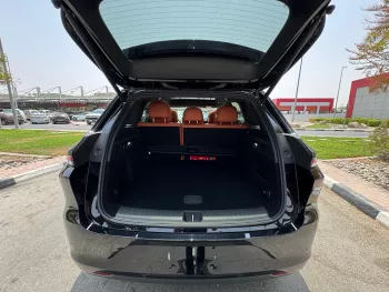Lixiang L6 2024 Model Year 1.5-liter turbocharged Black Color Exterior