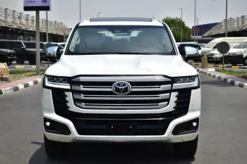 TOYOTA LAND CRUISER 300 HYBRID VX 2025 MODEL YEAR WHITE COLOR