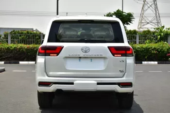 TOYOTA LAND CRUISER 300 HYBRID VX 2025 MODEL YEAR WHITE COLOR