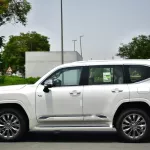 TOYOTA LAND CRUISER 300 HYBRID VX 2025 MODEL YEAR WHITE COLOR - Thumbnail 5