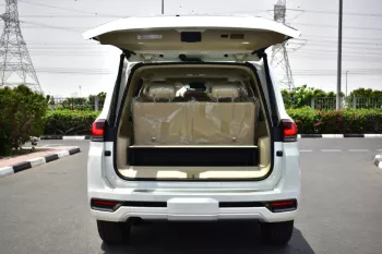 TOYOTA LAND CRUISER 300 HYBRID VX 2025 MODEL YEAR WHITE COLOR