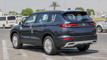 Mitsubishi Outlander Mid-Line 2.5L Petrol 2025 Model Year Gray Color