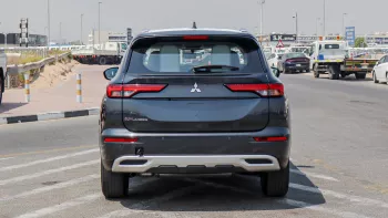 Mitsubishi Outlander Mid-Line 2.5L Petrol 2025 Model Year Gray Color