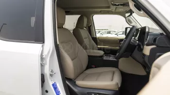 TOYOTA PRADO 250 KAKADU 2.8L DIESEL 2025 MODEL YEAR WHITE COLOR