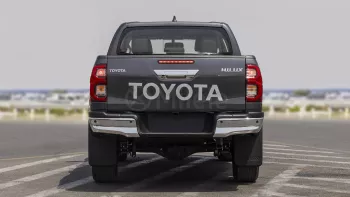 TOYOTA HILUX DC 2.8L DIESEL 2025 MODEL YEAR GREY COLOR 