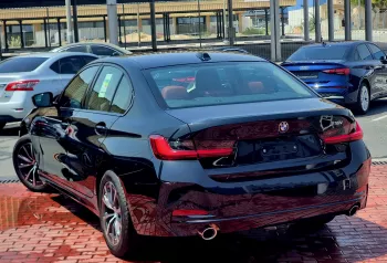 BMW 318i 2.0L 2025 Model Year Black Color Exterior