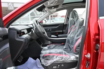Jetour Dashing 1.6L FWD 2025 Model Year Red Color Exterior