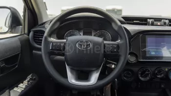 TOYOTA HILUX DC 2.4L 2025 MODEL YEAR WHITE COLOR