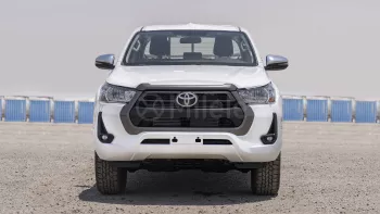 TOYOTA HILUX DC 2.4L 2025 MODEL YEAR WHITE COLOR