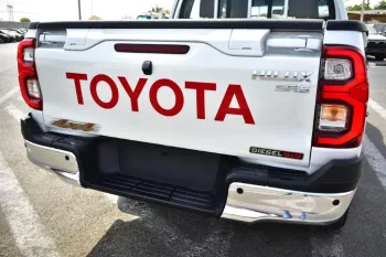 TOYOTA HILUX 2025 MODEL YEAR GLXS-V DIESEL AUTOMATIC WHITE COLOR