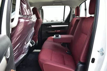 TOYOTA HILUX 2025 MODEL YEAR GLXS-V DIESEL AUTOMATIC WHITE COLOR