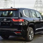 TOYOTA LAND CRUISER 300 VXR+ 2025 MODEL YEAR DIESEL BLACK COLOR - Thumbnail 4