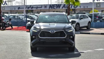 Toyota Highlander Limited 2.5L Petrol 2025 Model Year Black Color 