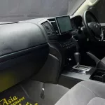 Toyota Land Cruiser GX.L V8 2020 Model Year Grey Color Exterior - Thumbnail 17