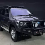 Toyota Land Cruiser GX.L V8 2020 Model Year Grey Color Exterior - Thumbnail 3