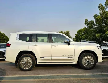 Toyota Land Cruiser VX.R 3.5L Petrol Twin Turbo 2025 Model Year White Color 