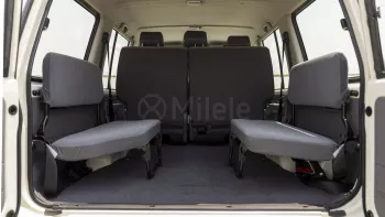 TOYOTA LAND CRUISER 76 2025 MODEL YEAR WHITE COLOR 