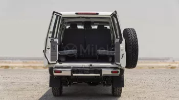 TOYOTA LAND CRUISER 76 2025 MODEL YEAR WHITE COLOR 
