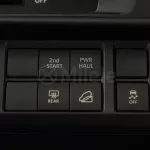 TOYOTA LAND CRUISER 76 2025 MODEL YEAR WHITE COLOR  - Thumbnail 11
