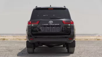 TOYOTA LAND CRUISER LC300 VX 2025 MODEL YEAR BLACK COLOR EXTERIOR