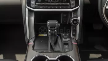 TOYOTA LAND CRUISER LC300 VX 2025 MODEL YEAR BLACK COLOR EXTERIOR